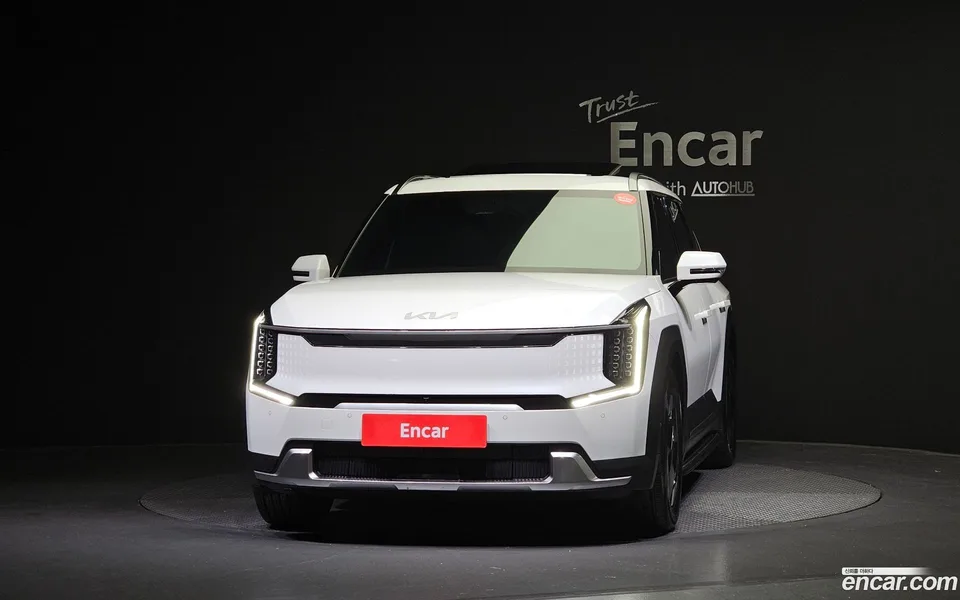Kia EV9 2WD 2024 — миниатюра 3