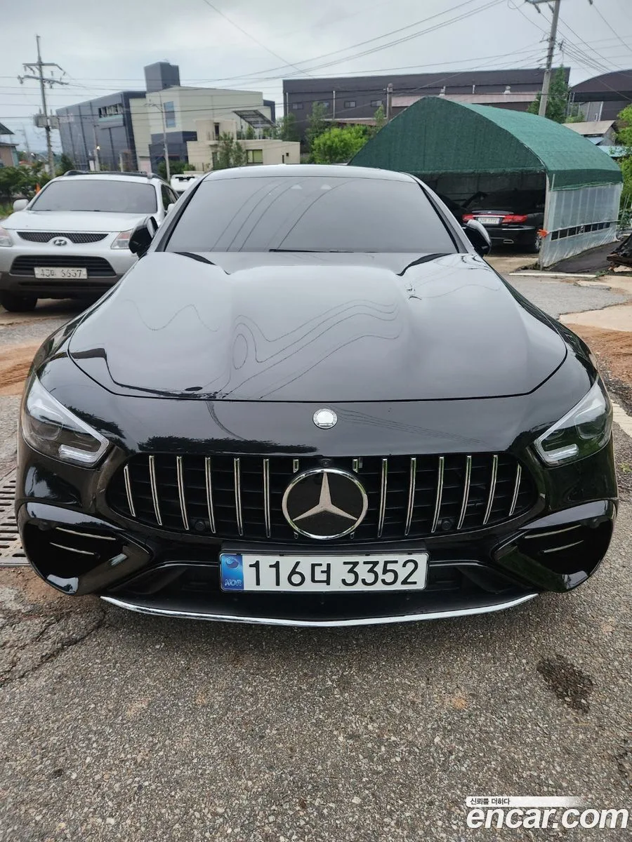 Mercedes-Benz AMG GT 4 43 4MATIC+ 2024 — миниатюра 3