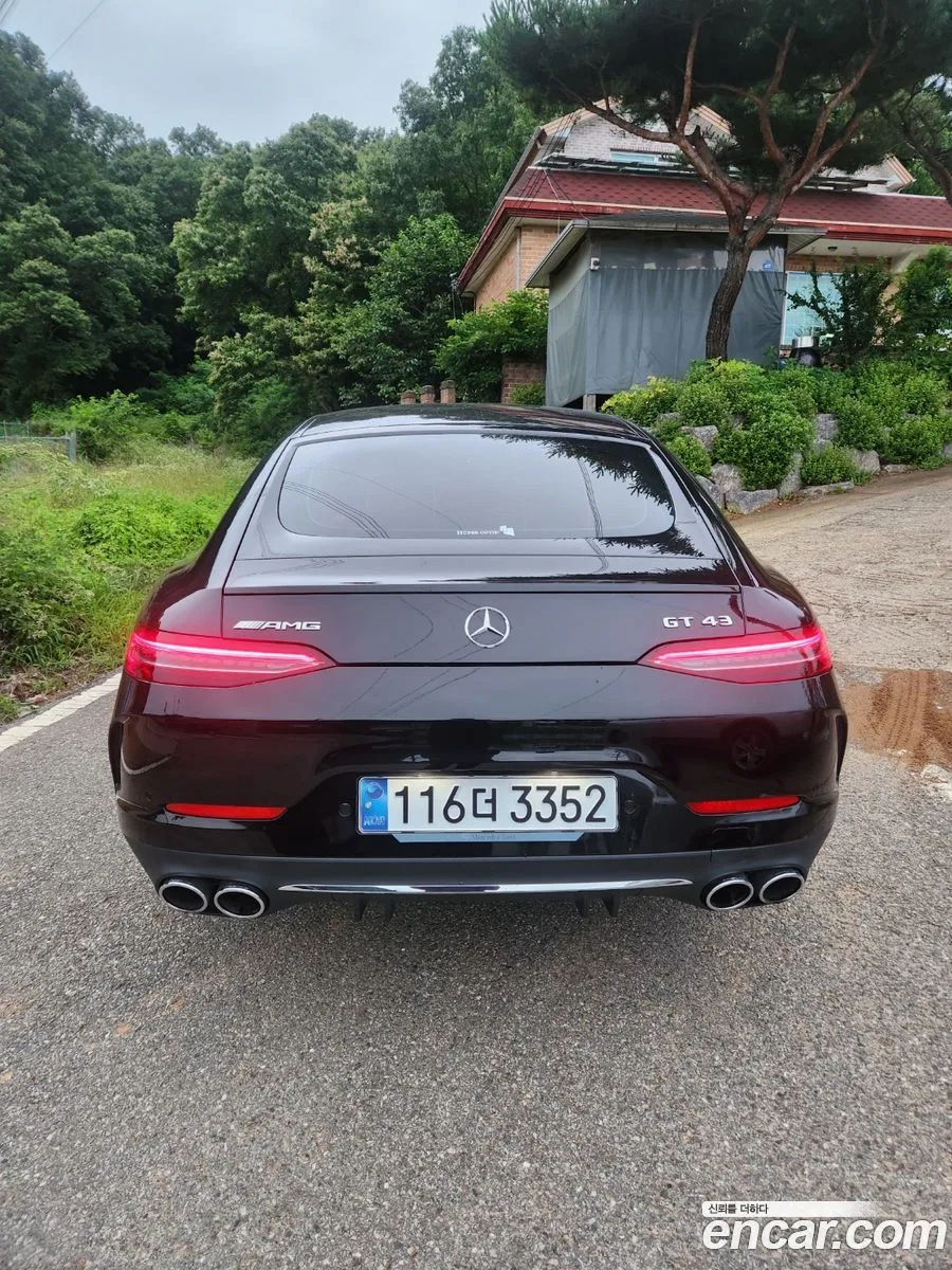 Mercedes-Benz AMG GT 4 43 4MATIC+ 2024 — миниатюра 4