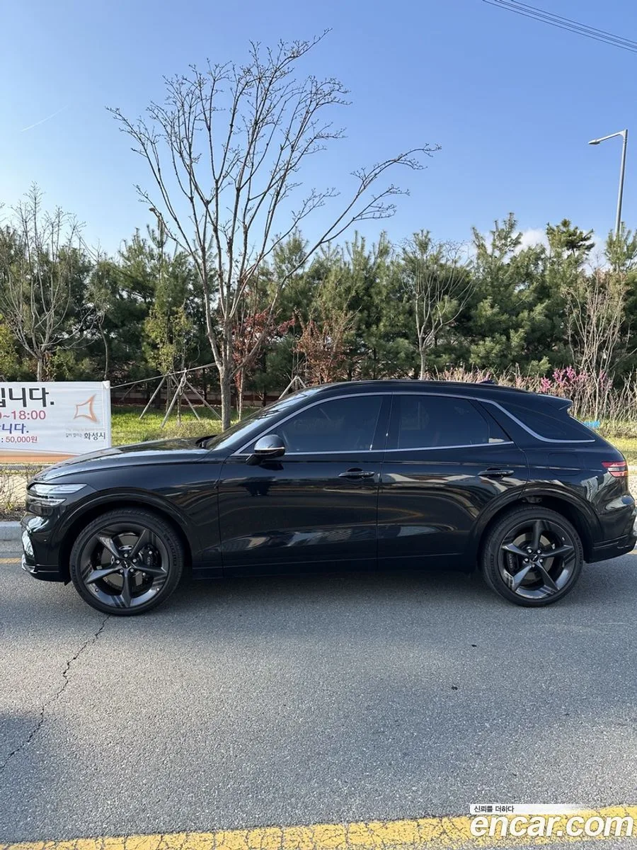 Genesis GV70 2.5T 2WD 2024 — миниатюра 3