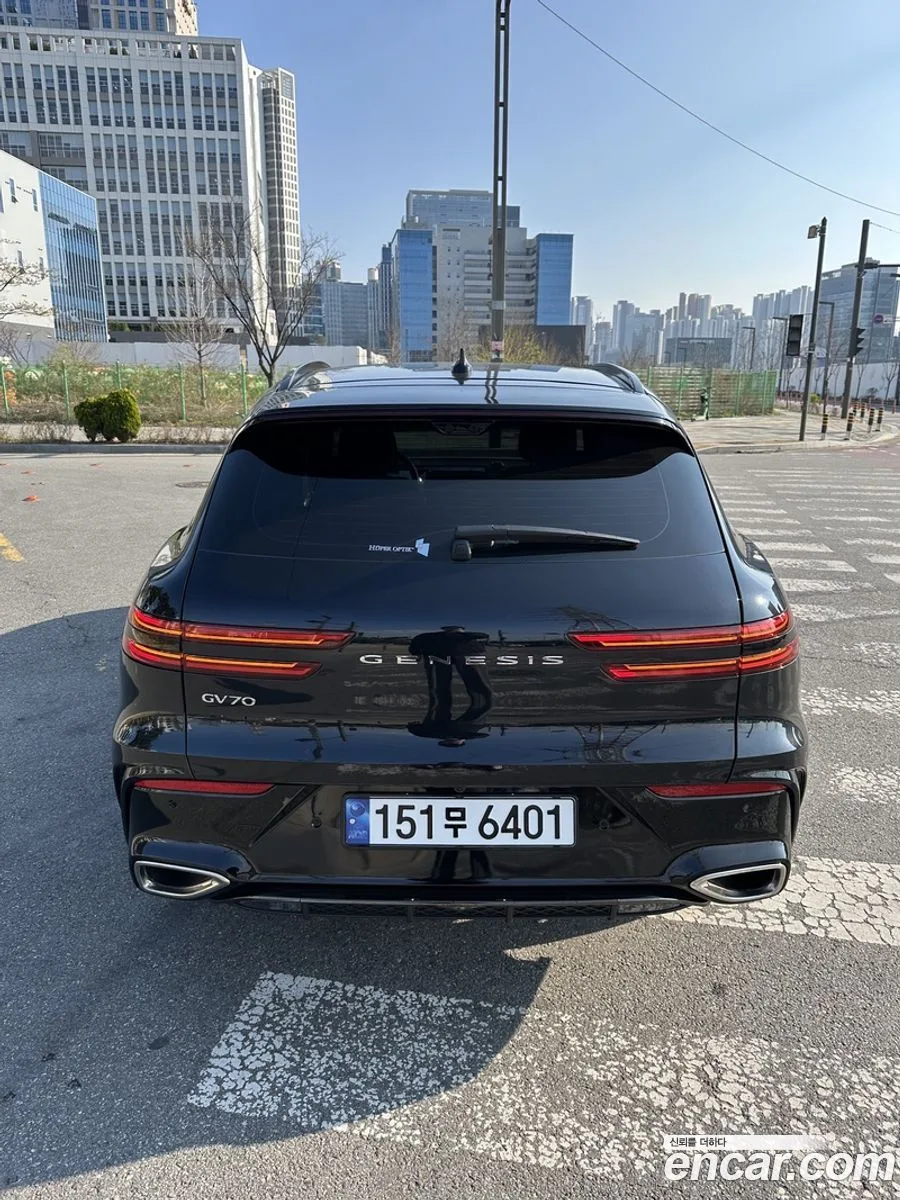 Genesis GV70 2.5T 2WD 2024 — миниатюра 4