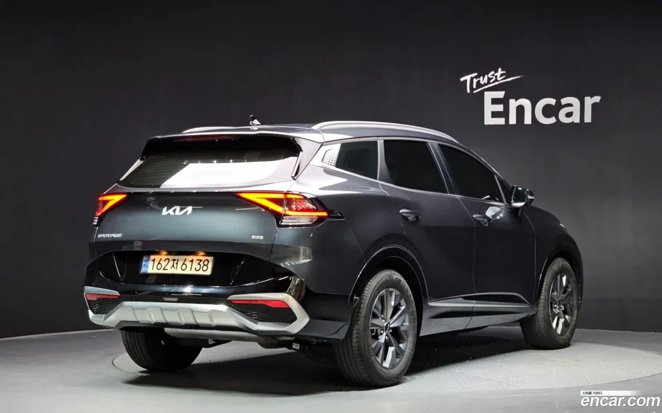 Kia Sportage 1.6 4WD 2023 — миниатюра 2