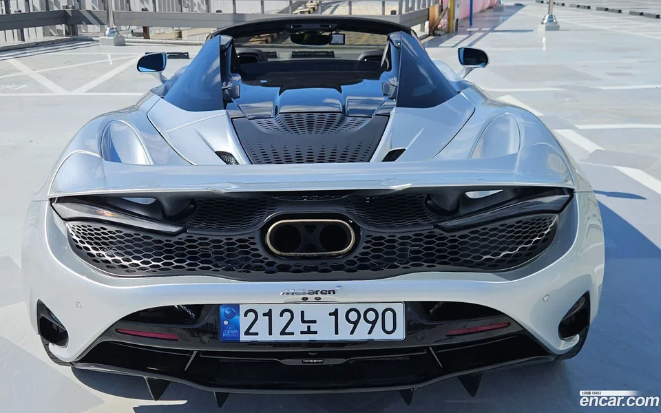 McLaren 750S 4.0 2024 — миниатюра 4