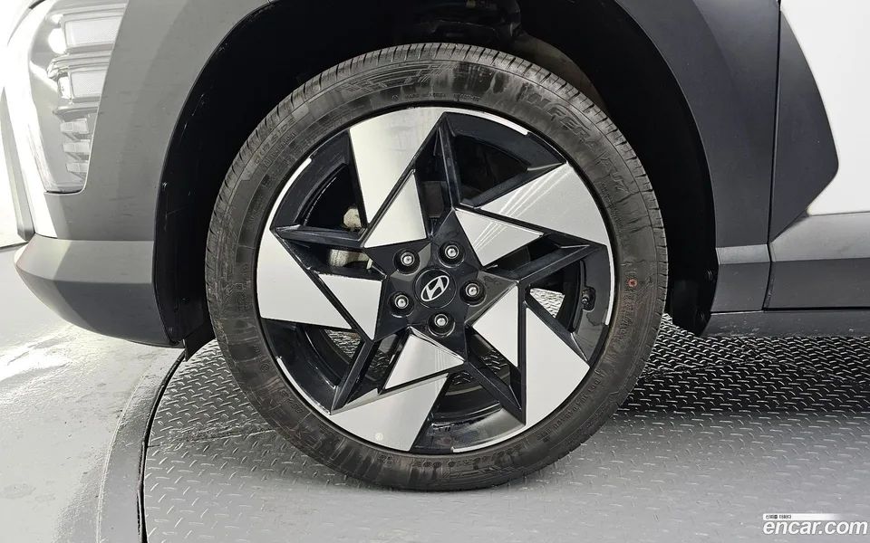 Hyundai Kona 1.6 2WD 2024 — миниатюра 5