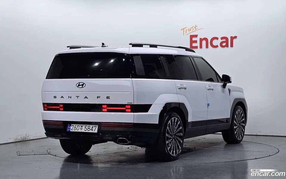 Hyundai SantaFe 2.5T 4WD 2023 — миниатюра 2