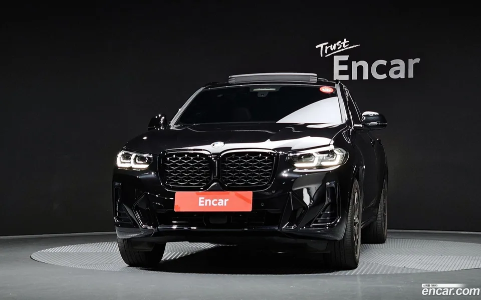 BMW X4 xDrive20i M 2023 — миниатюра 3