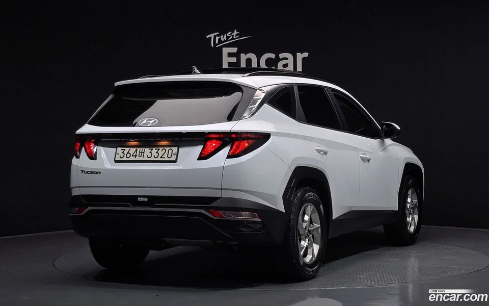 Hyundai Tucson 2.0 2WD 2022 — миниатюра 2