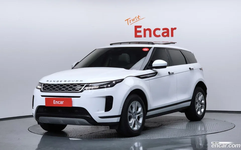 Land Rover Range Rover Evoque P250 S 2022 — фото 1, купить с доставкой в Москву