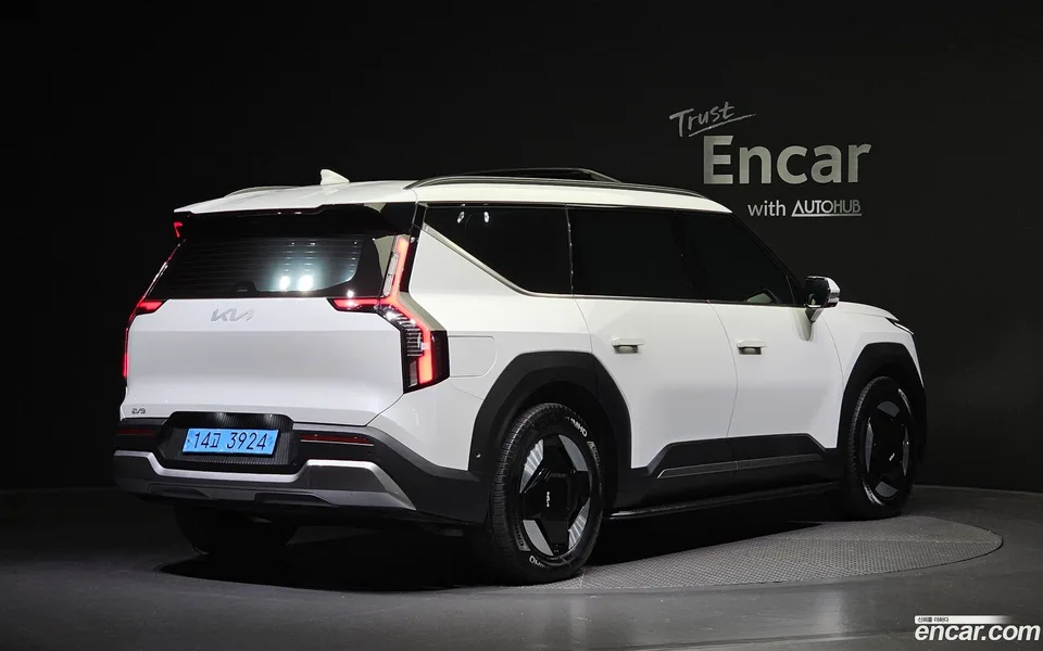 Kia EV9 2WD 2024 — миниатюра 2