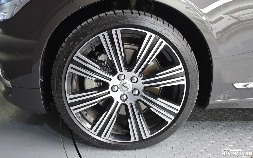 Volvo S90 B6 AWD 2023 — миниатюра 2