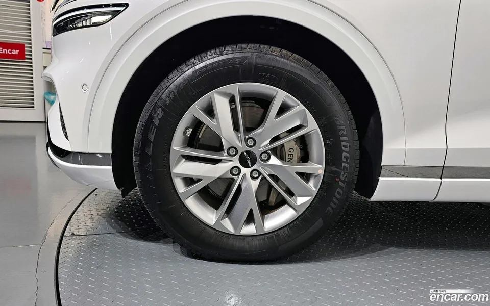 Genesis GV70 2.5T AWD 2024 — миниатюра 5
