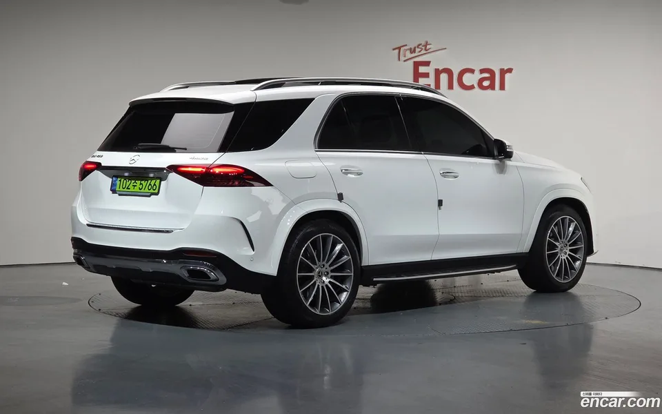 Mercedes-Benz GLE-Class GLE450 4MATIC 2024 — миниатюра 2