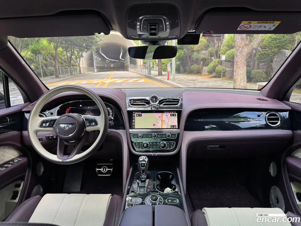 Bentley Bentayga 4.0 V8 EWB 2024 — миниатюра 2