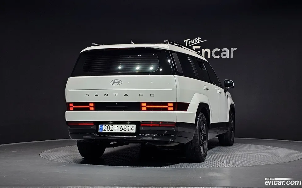 Hyundai SantaFe HEV 1.6 2WD 2023 — миниатюра 4