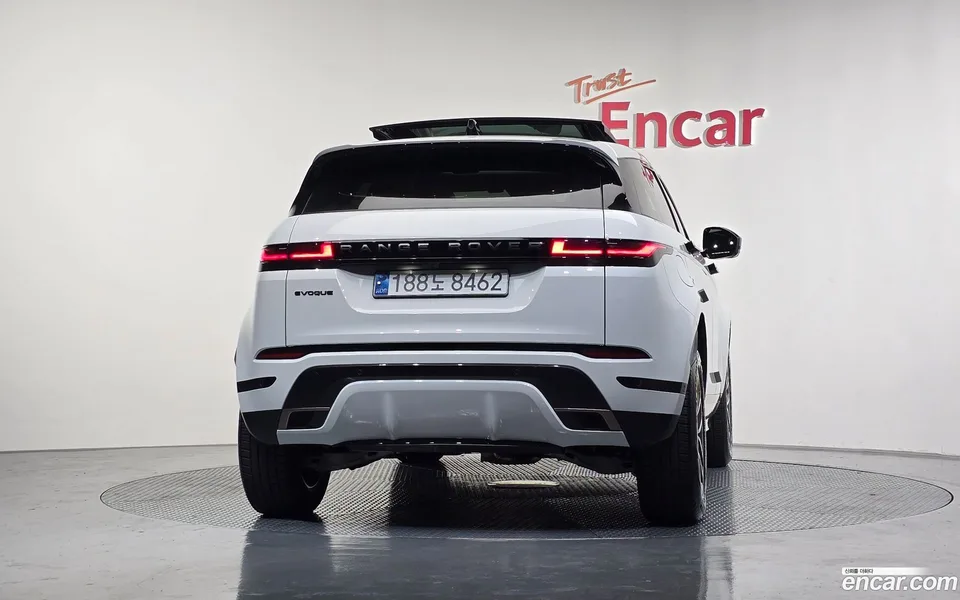 Land Rover Range Rover Evoque P250 SE 2024 — миниатюра 4