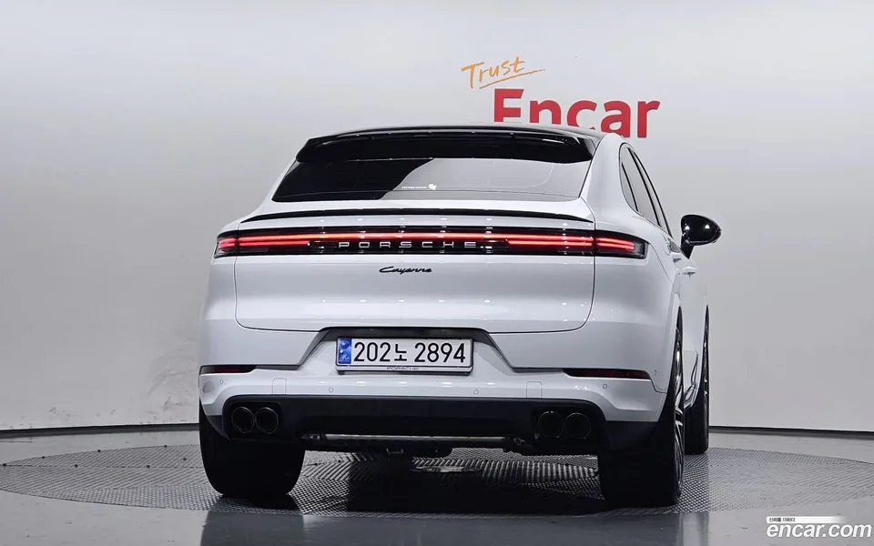 Porsche Cayenne 3.0 2024 — миниатюра 4