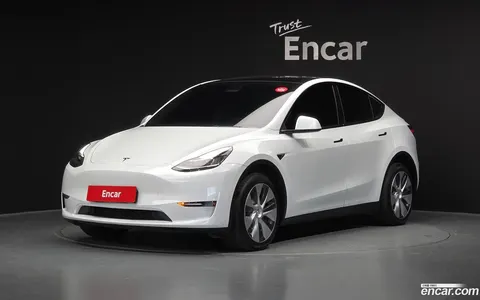 Tesla Model Y 2022 купить в Москве