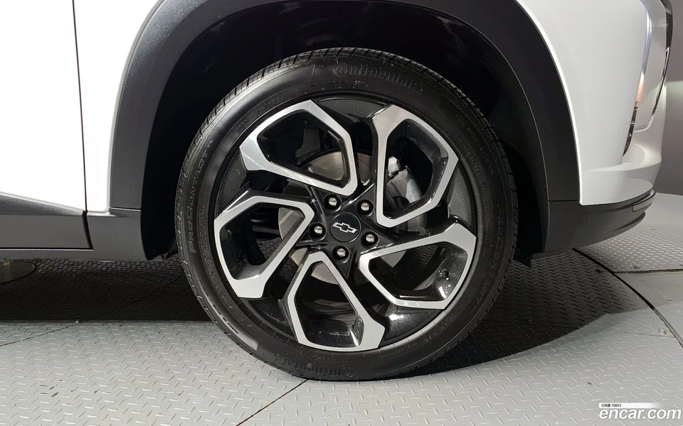 Chevrolet Trax Crossover 1.2 RS 2023 — миниатюра 5