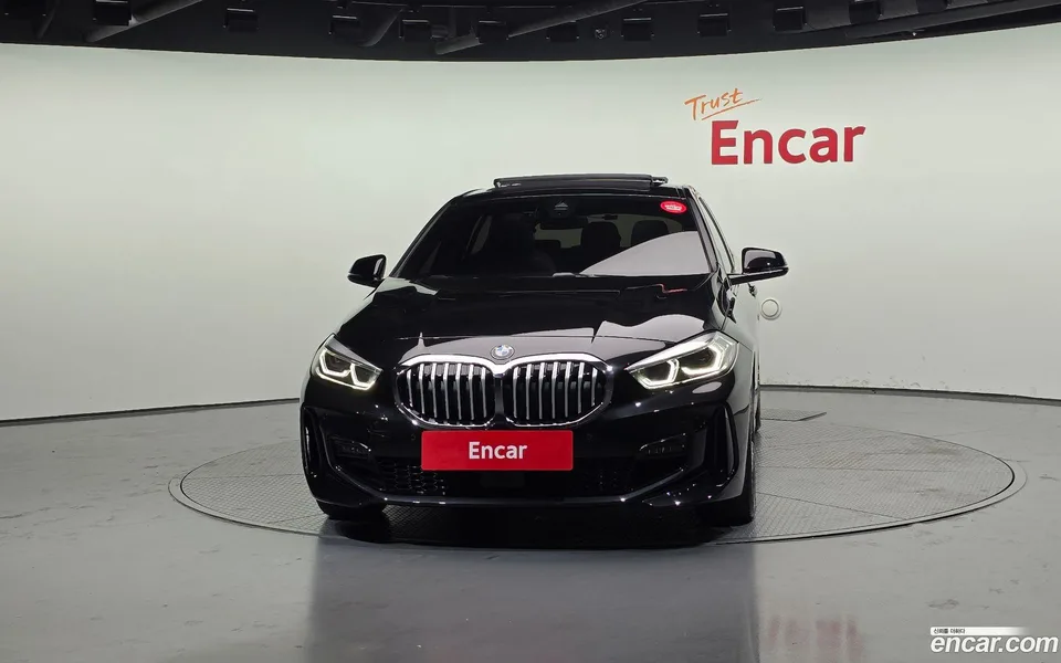 BMW 1 Series 120i M 2024 — миниатюра 3