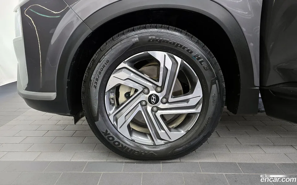 Hyundai SantaFe 2.2 4WD 2023 — миниатюра 5