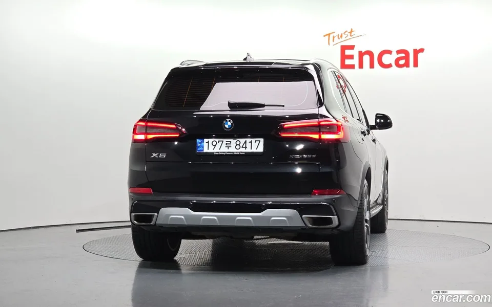 BMW X5 xDrive 30d xLine 2023 — миниатюра 4
