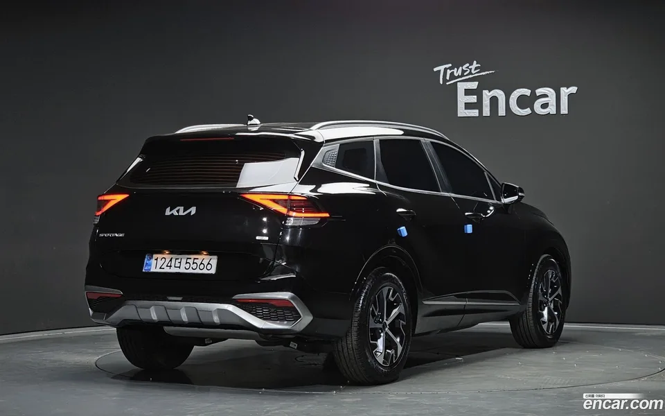 Kia Sportage Hybrid 2WD 2022 — миниатюра 2