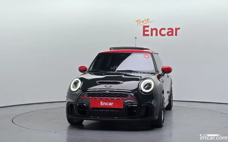 MINI Cooper S JCW 2023 — миниатюра 3