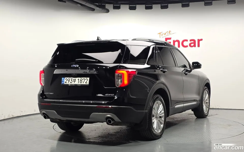 Ford Explorer 2.3 4WD 2022 — миниатюра 2