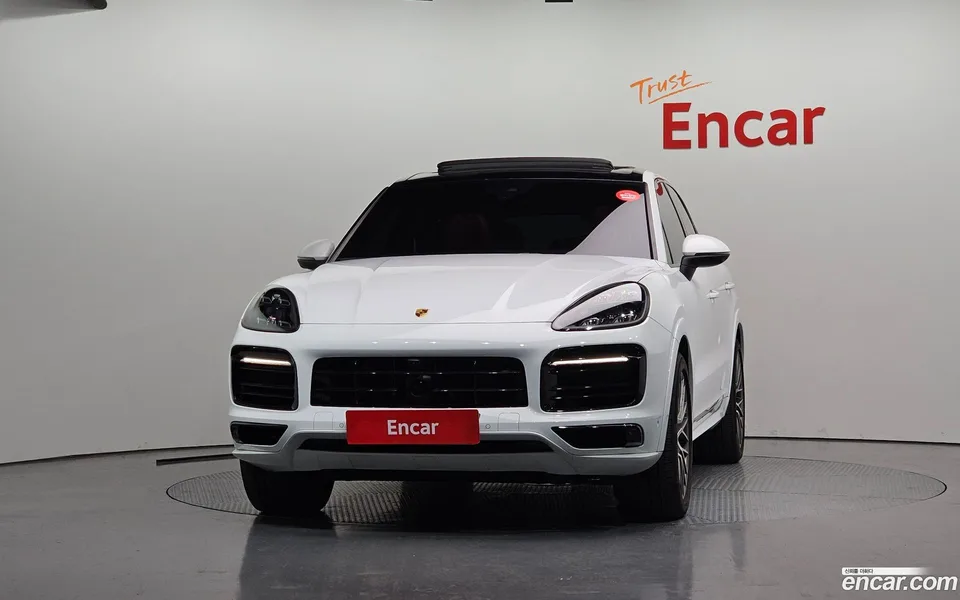 Porsche Cayenne 3.0 2023 — миниатюра 3