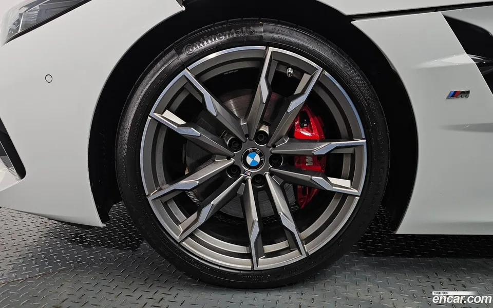BMW Z4 M40i 2024 — миниатюра 5
