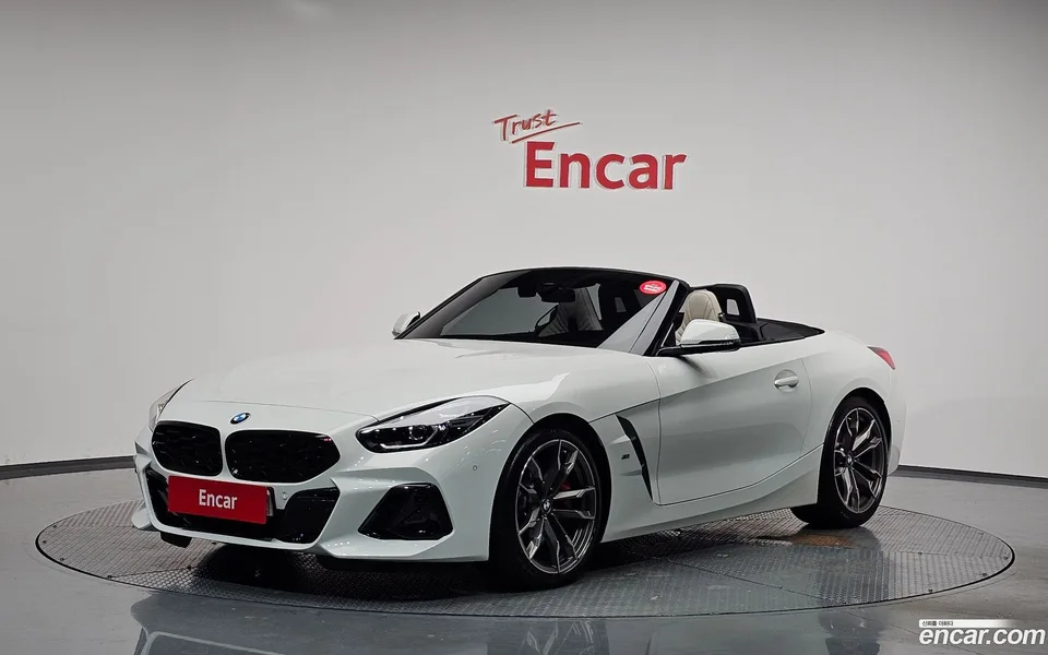 BMW Z4 M40i 2024 — фото 1, купить с доставкой в Москву