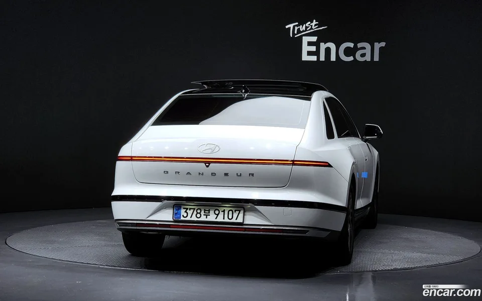 Hyundai Grandeur 2.5 2WD 2023 — миниатюра 4