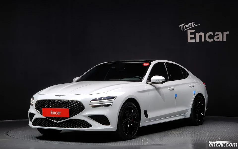 Genesis G70 2.5T 4WD 2025 — фото 1, купить с доставкой в Москву
