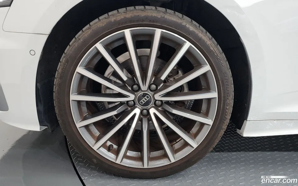 Audi A5 40 TFSI 2023 — миниатюра 5