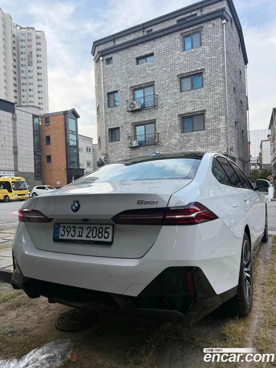 BMW 5 Series 520i M 2025 — миниатюра 3