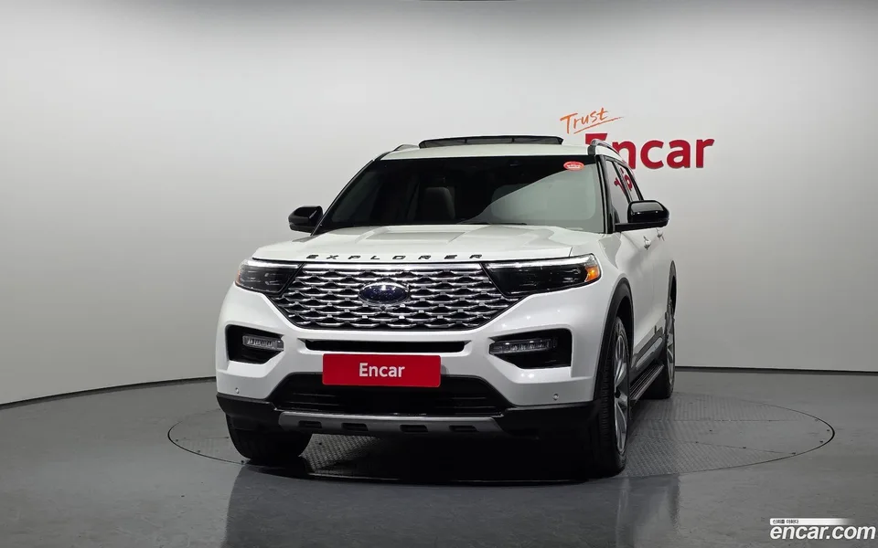 Ford Explorer 3.0 4WD 2022 — миниатюра 3