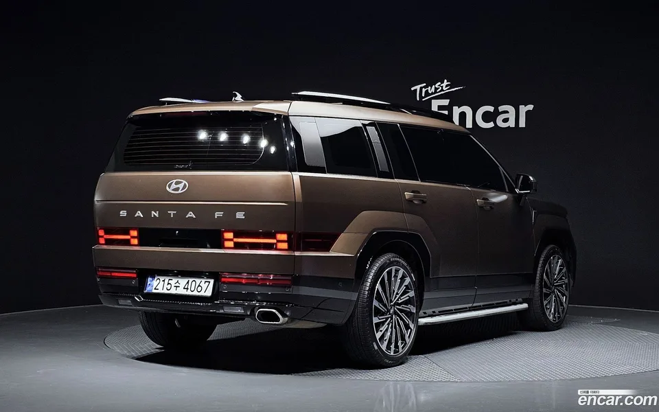 Hyundai SantaFe 2.5T 2WD 2023 — миниатюра 2
