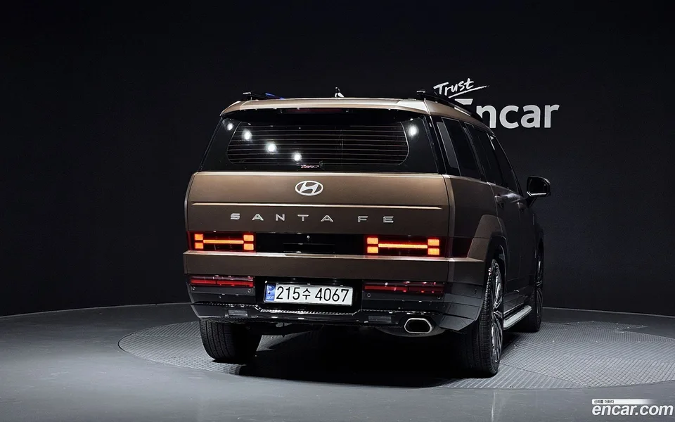 Hyundai SantaFe 2.5T 2WD 2023 — миниатюра 4