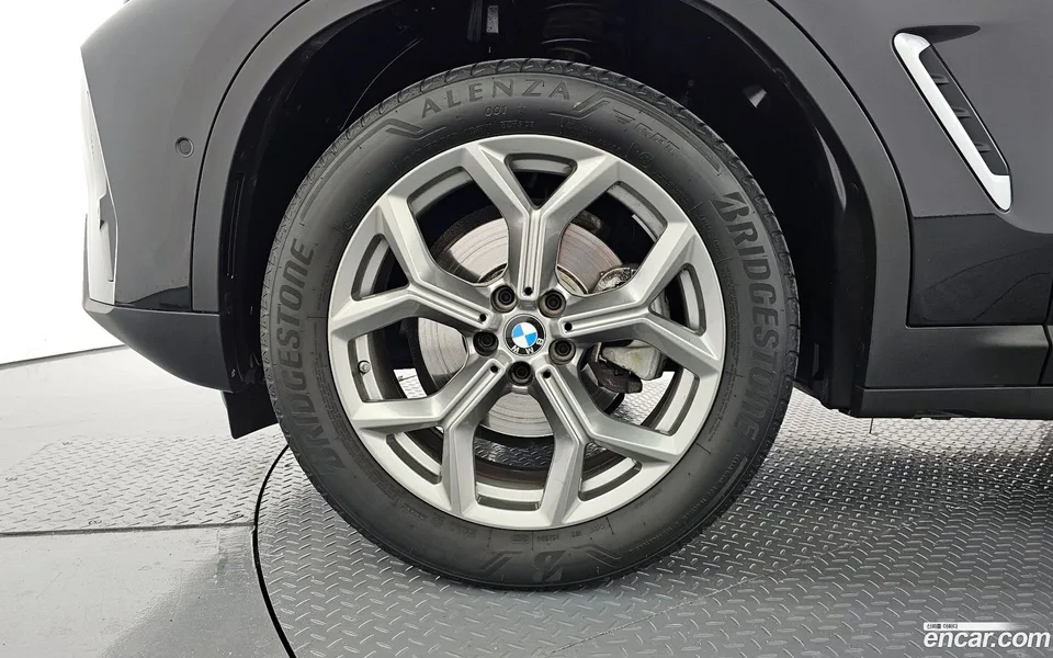 BMW X3 xDrive 20i 2022 — миниатюра 5