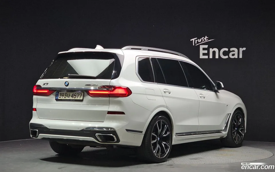 BMW X7 xDrive 40d M 6 2022 — миниатюра 2