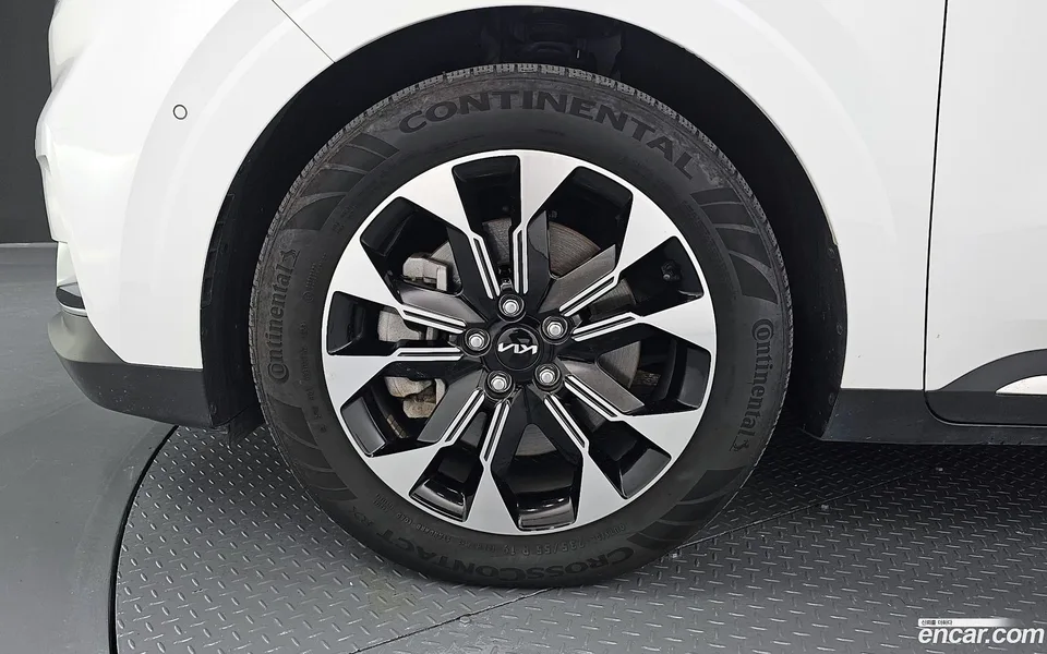 Kia Carnival 7 2023 — миниатюра 5