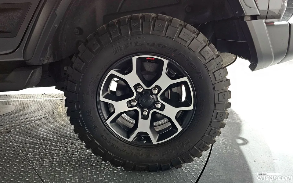 Jeep Wrangler 2.0 4 2023 — миниатюра 5