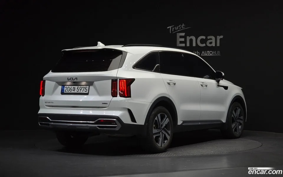 Kia Sorento HEV 1.6 4WD 2022 — миниатюра 2
