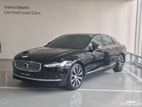 Volvo S90 2024 купить в Москве