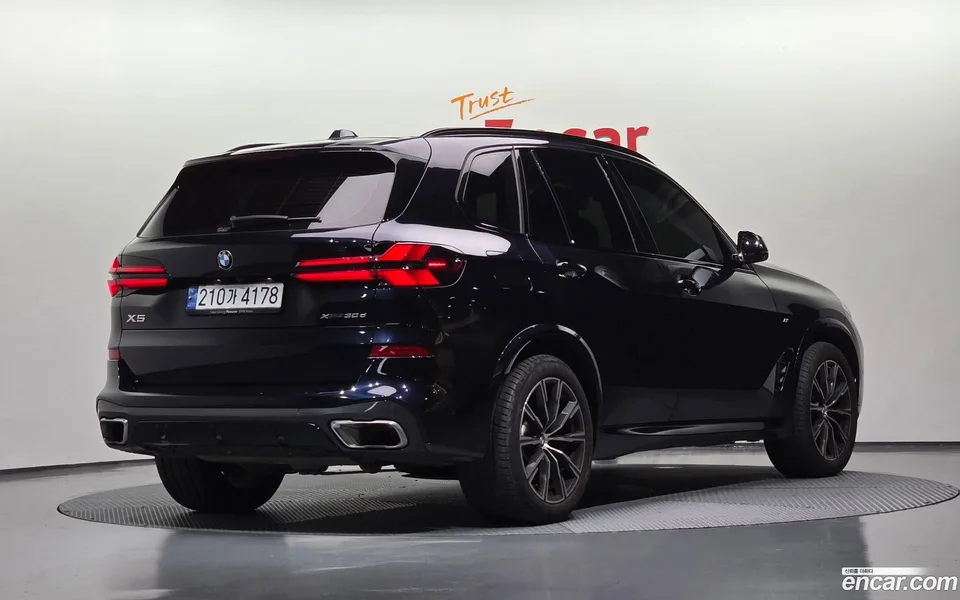 BMW X5 xDrive 30d M 2024 — миниатюра 2