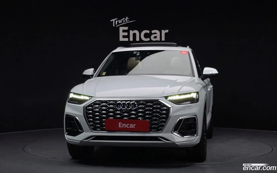 Audi Q5 45 TFSI 2023 — миниатюра 3