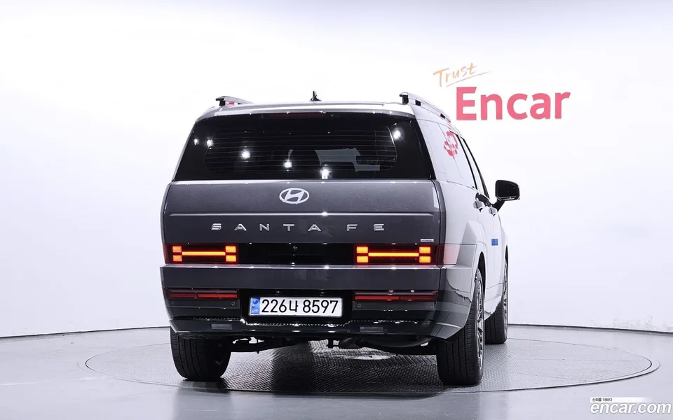 Hyundai SantaFe HEV 1.6 4WD 2023 — миниатюра 4