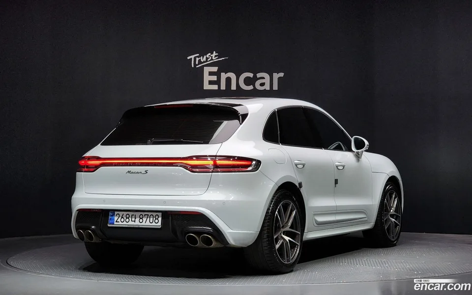 Porsche Macan 2.9 S 2023 — миниатюра 2