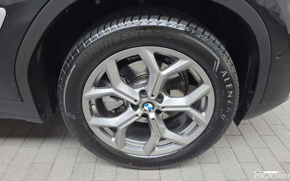 BMW X3 xDrive 20i 2022 — миниатюра 5