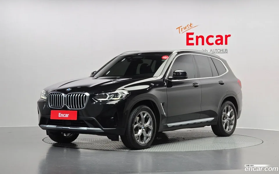 BMW X3 xDrive 20i 2022 — фото 1, купить с доставкой в Москву